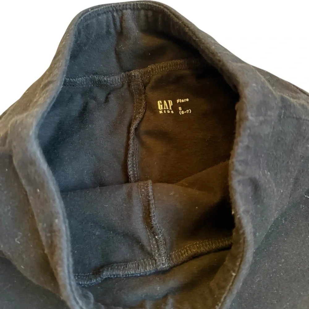 GAP | Kids Jet Black Flare Pants/Leggings- Size 6-7 years